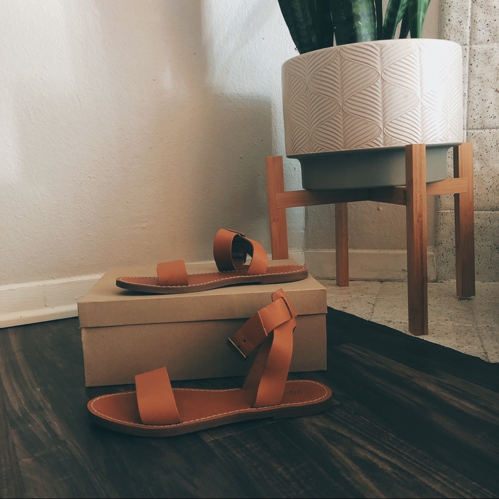 Madewell ankle strap sandals size 7
